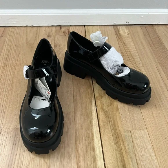 NWT Zara Women's Black Mary Jane Shoes - Picture 3 of 4